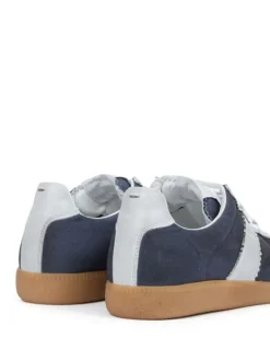 Sneakers><noscript><img width=