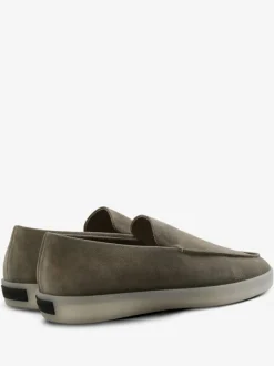 Loafers & Mules><noscript><img width=
