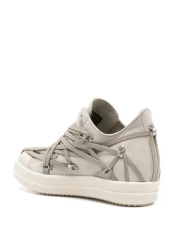 Sneakers><noscript><img data-lazyloaded=