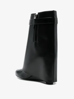 Boots><noscript><img width=