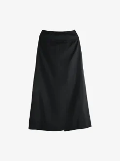 Skirts><noscript><img width=