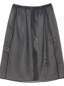 Skirts><noscript><img width=