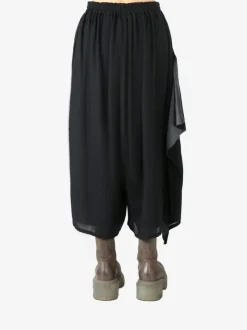 Pants><noscript><img width=