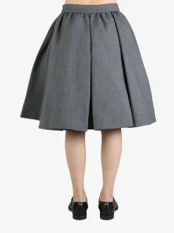 Skirts><noscript><img width=