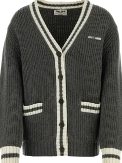 Knitwear><noscript><img width=