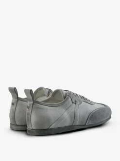 Sneakers><noscript><img width=