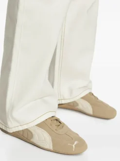 Sneakers><noscript><img width=
