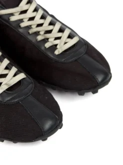 Sneakers><noscript><img width=
