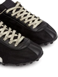 Sneakers><noscript><img width=