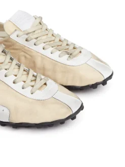 Sneakers><noscript><img width=