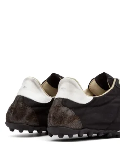 Sneakers><noscript><img width=