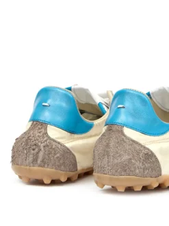 Sneakers><noscript><img width=