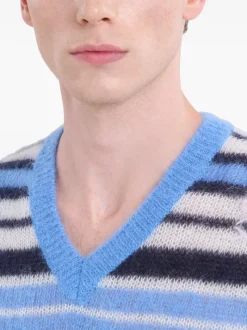 Knitwear><noscript><img width=