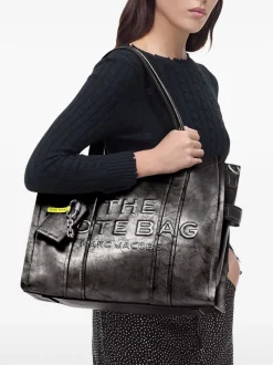 Bags>MARC JACOBS The Large Metallic Distressed Leather Tote Bag
