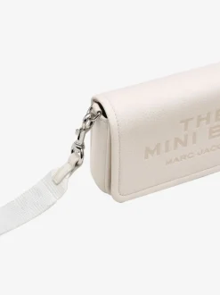 Bags><noscript><img width=