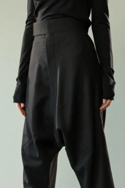 Pants><noscript><img width=