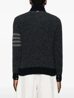 Knitwear><noscript><img width=