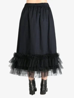 Skirts><noscript><img width=