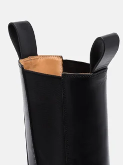 Boots><noscript><img width=
