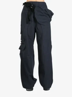 Pants><noscript><img width=