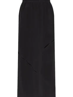 Skirts><noscript><img width=