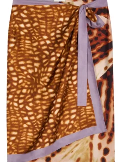 Skirts><noscript><img width=
