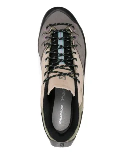Sneakers><noscript><img data-lazyloaded=